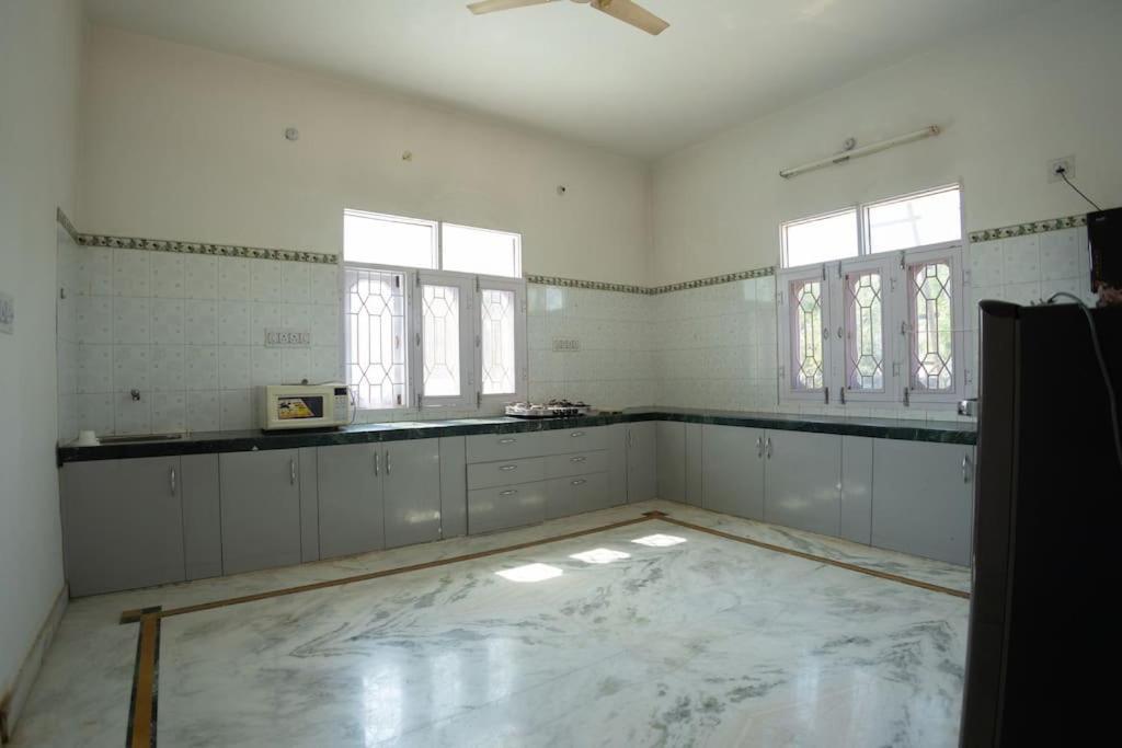 Rk Palace Jaipur Bagian luar foto